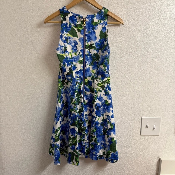 Milly Fit & Flare Floral Dress Size 2 - Picture 3 of 4